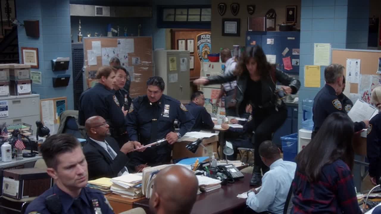 Brooklyn 99 - Nemszázas körzet 6. Évad 2. Epizód online sorozat