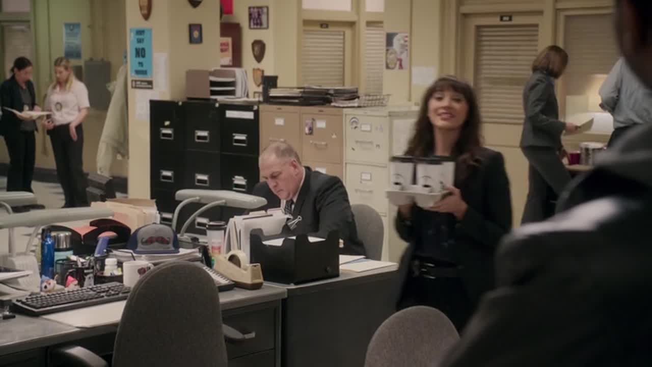 Angie Tribeca 1. Évad 2. Epizód online sorozat