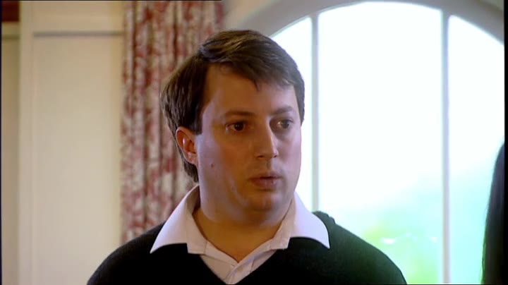 Peep Show 2. Évad 1. Epizód online sorozat