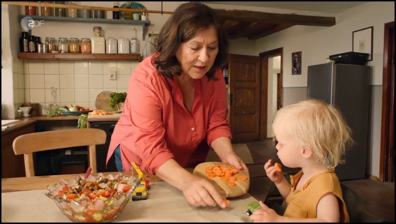 Lena Lorenz - Szülésznö az Alpokban 9. Évad 2. Epizód online sorozat