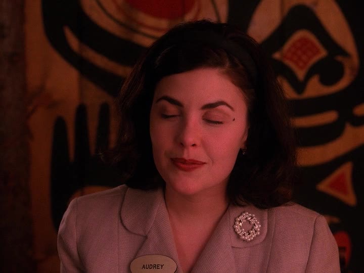 Twin Peaks 2. Évad 16. Epizód online sorozat