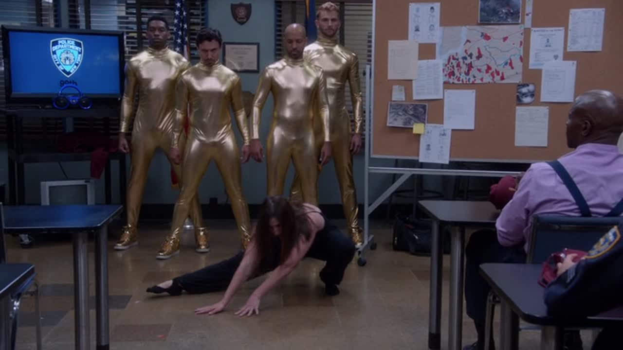 Brooklyn 99 - Nemszázas körzet 6. Évad 4. Epizód online sorozat