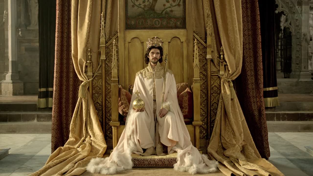 Hollow Crown - Koronák harca 1. Évad 1. Epizód online sorozat